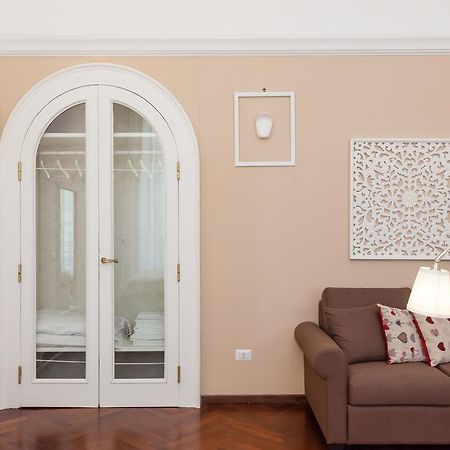 Garibaldi I Apartment Naples Luaran gambar