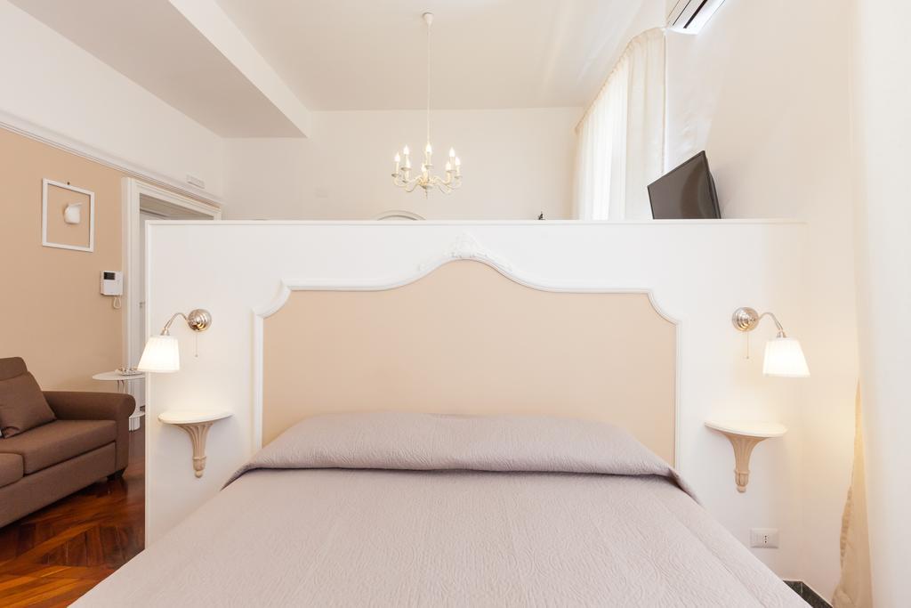 Garibaldi I Apartment Naples Luaran gambar